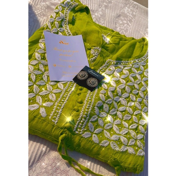 Summer collection | Green Short Frock With Hand Embroidered Work| - Picture 5 of 7